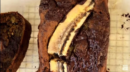 Matcha Chocolate Chip Vegan Banana Bread Recipe is the great Holiday idea for a festive dinner