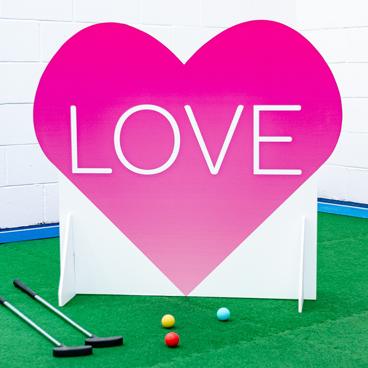 Love Heart - Event Stuff Ltd Owns Putterfingers.com!