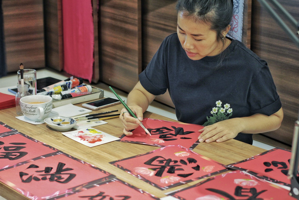 cny chinese lettering event with loewe