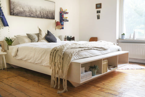 Ökologisches Schlafzimmer mit Bett Luke von ekomia