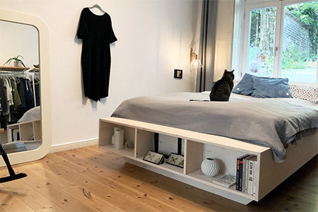 Nachhaltiges, gesundes Schlafzimmer mit Design Schwebebett