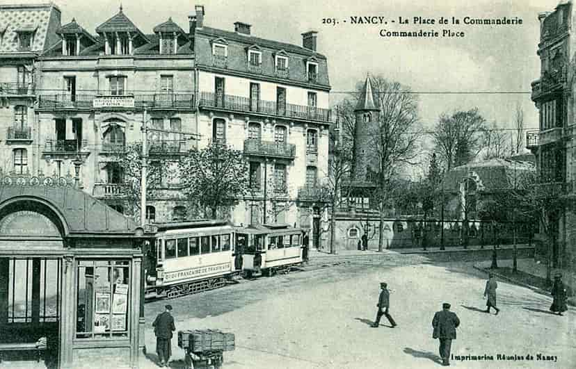 NANCY_-_La_Place_de_la_Commanderie_1914_Le Bon Tire-Bouchon