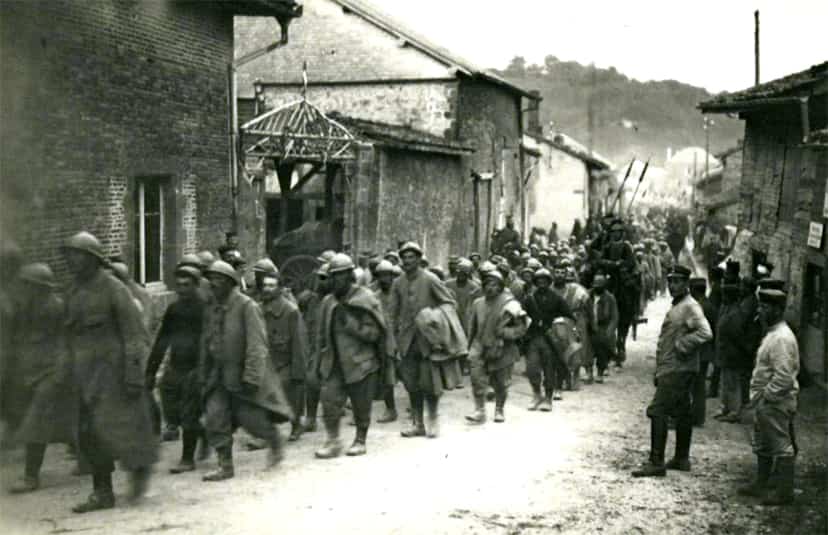 Prisonniers de guerre Français-Somme-1915_Le Bon Tire-Bouchon