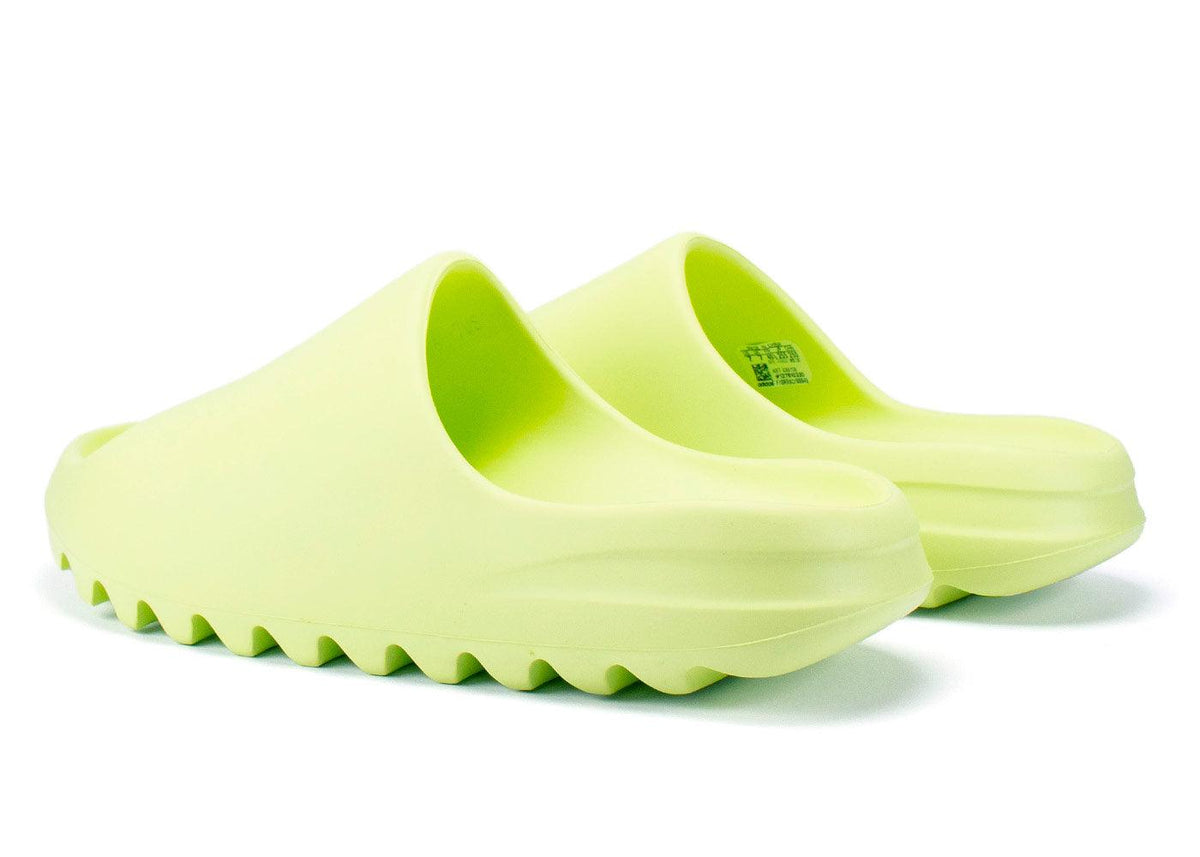 green glow yeezy slides glow in the dark