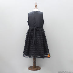 Black Rosy Love