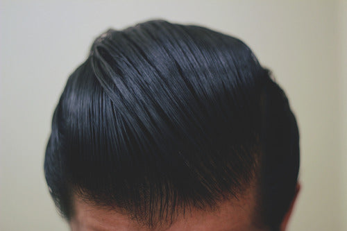 How to style a pompadour - Step 12