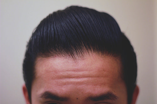 How to style a pompadour - Step 13