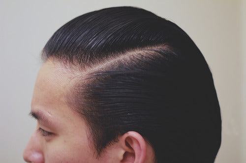 How to style a pompadour - Step 13.1
