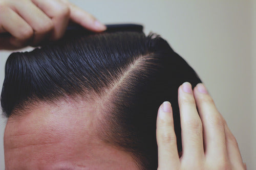 How to style a pompadour - Step 8.1