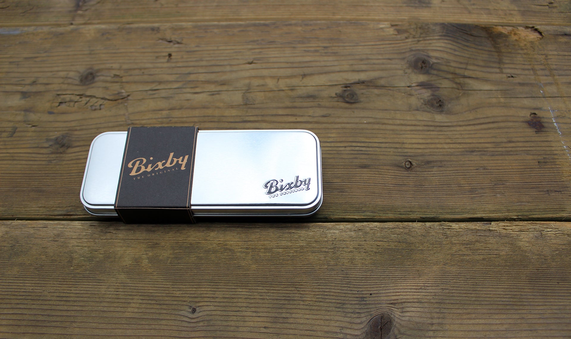Bixby Combs Tin presentation case