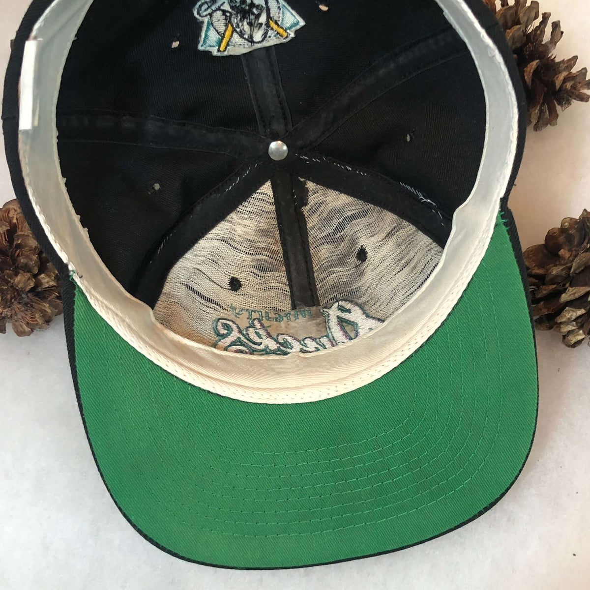 Vintage NHL Anaheim Mighty Ducks On Fire Snapback Hat – 🎅 Bad Santa