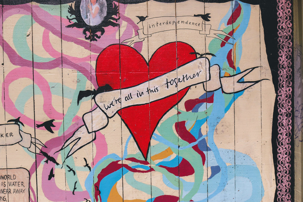 Cykochik Balmy Alley heart mural