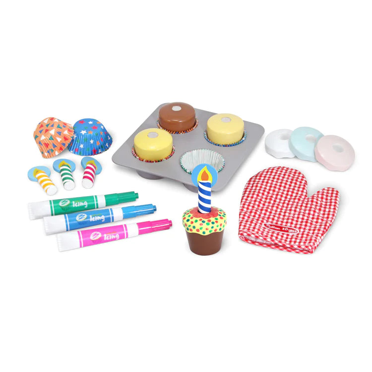 Melissa and Doug Toy Cupcake Set