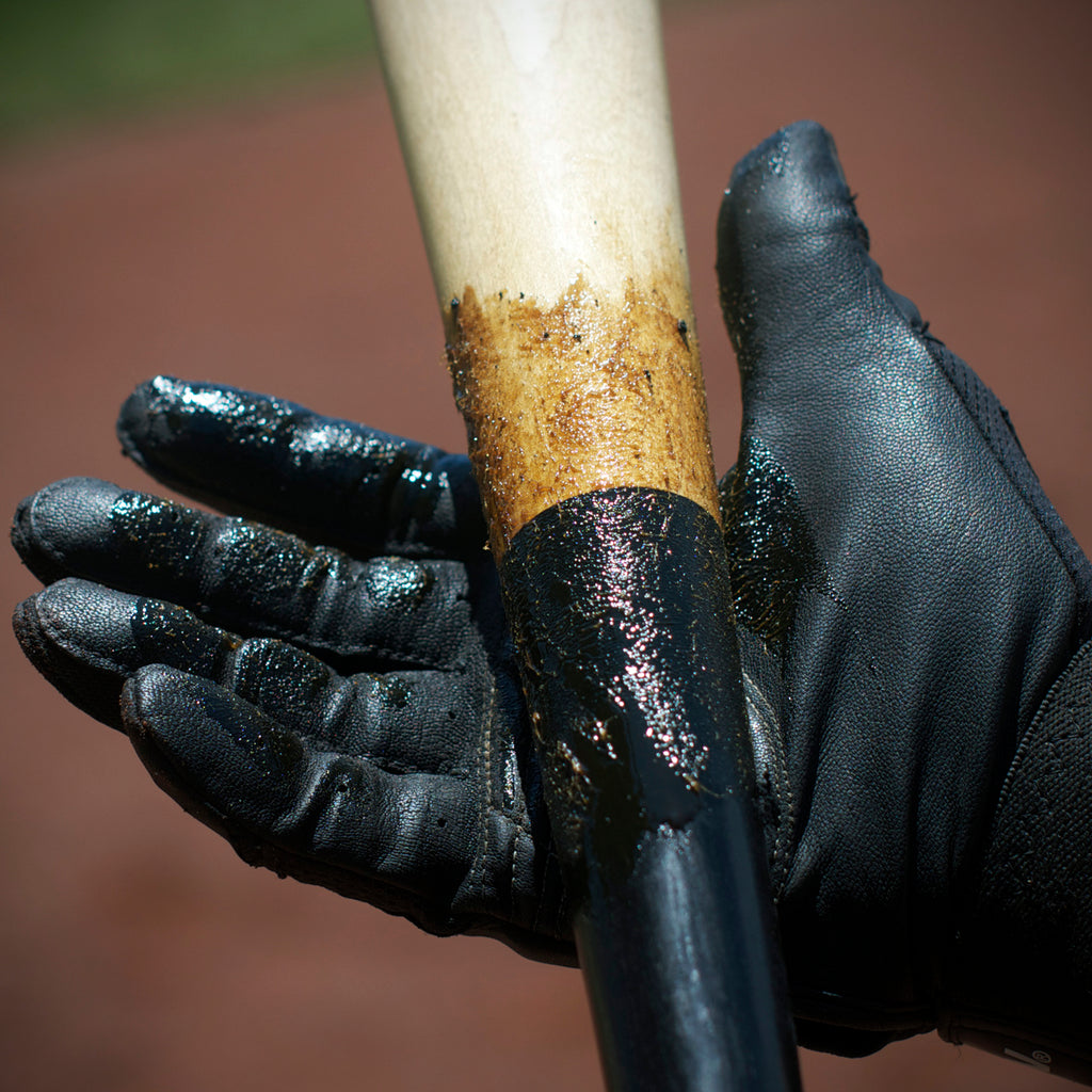 Bat with Pine Tar Pelican Grip Dip