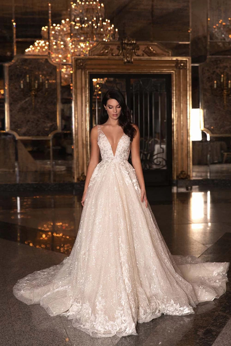 wedding attire plus size