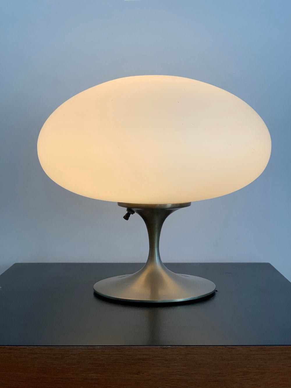 Frosted Glass Laurel Mushroom Lamp 