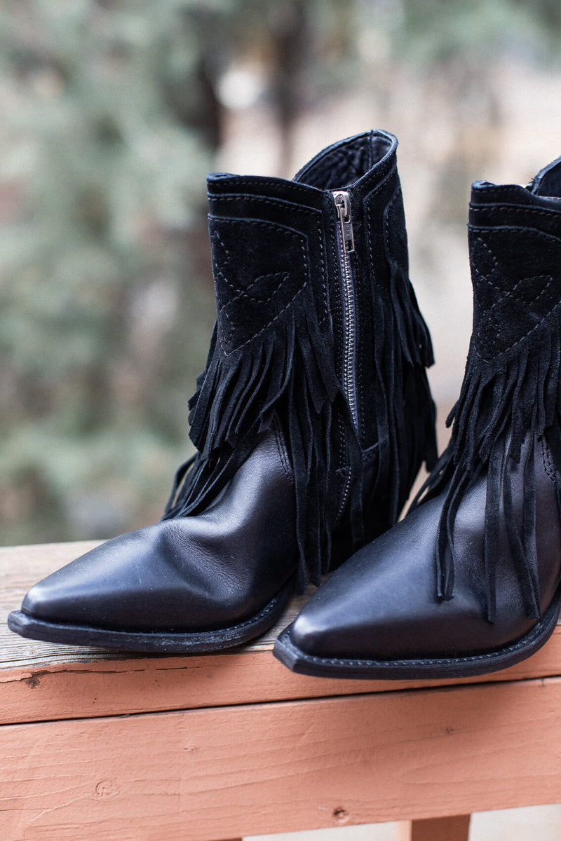 Lawless Fringe Western Boot - Kariella