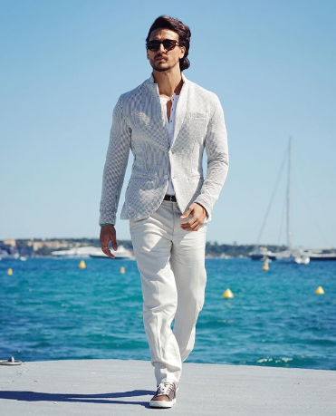 Tiger Shroff S Hairstyle 5 Tiger Shroff Haircuts Bblunt Wish you the best of health and happiness always. bblunt