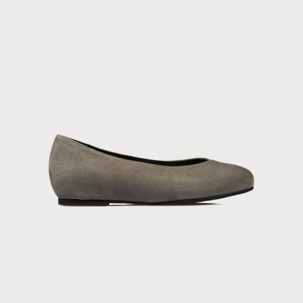 wide fit flat shoes