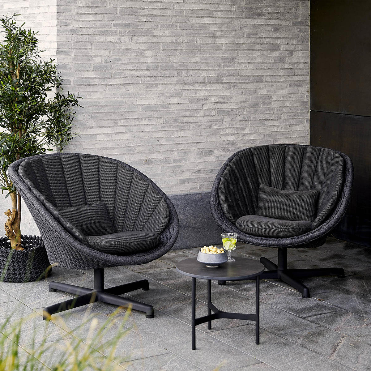 outdoor chairs grey