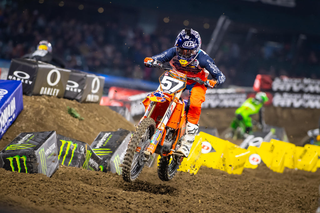 Derek Drake on his way to 8th place at Anaheim A1