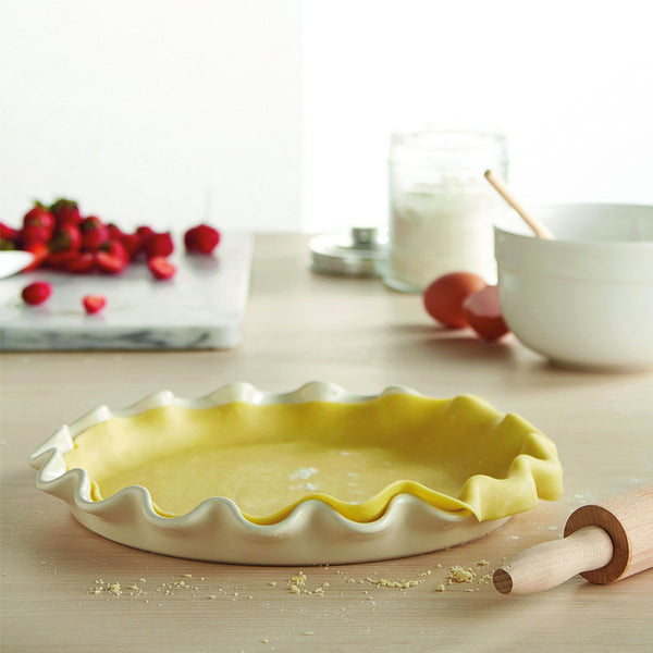 staub pie dish