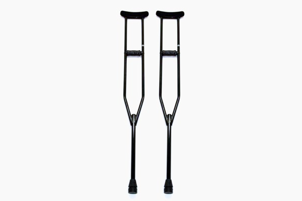 axillary crutches