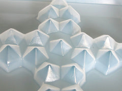 Faceted cross mold 776