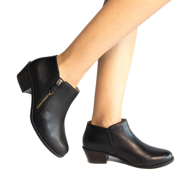 vionic jolene leather booties