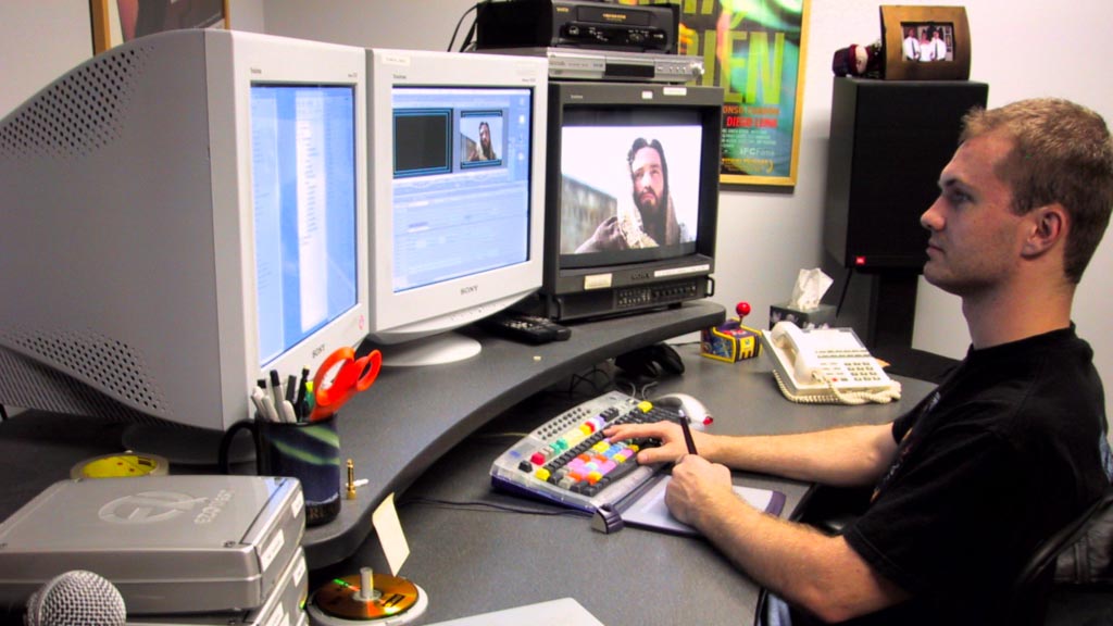 Zack Editing The Passion of the Christ Trailer