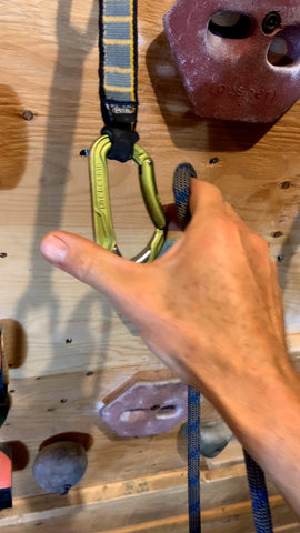 Clip uisng a pointer grip