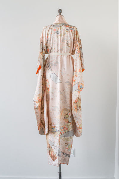 Vintage Pink Silk Floral Kimono - One Size | G O S S A M E R