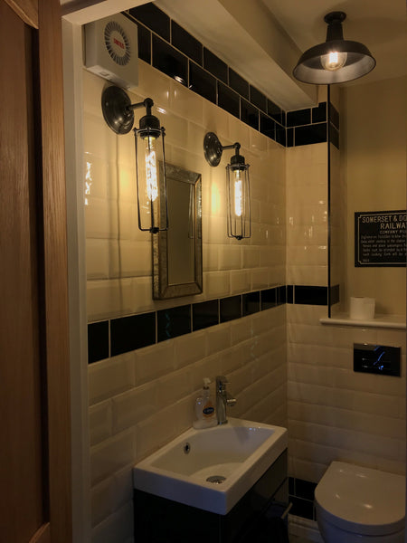 Vintage lights in a bathroom