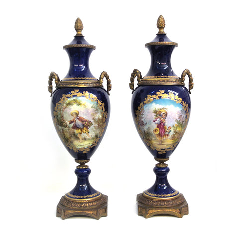 vintage Edwardian urns/vases