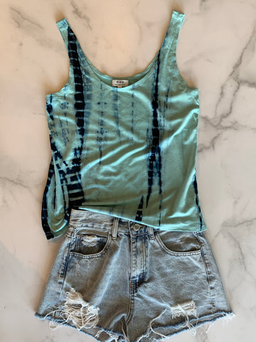 SALE-The Perfect Piko Short Sleeve Curved Hem Hi-Low V-Neck Pocket Top-Sky Blue