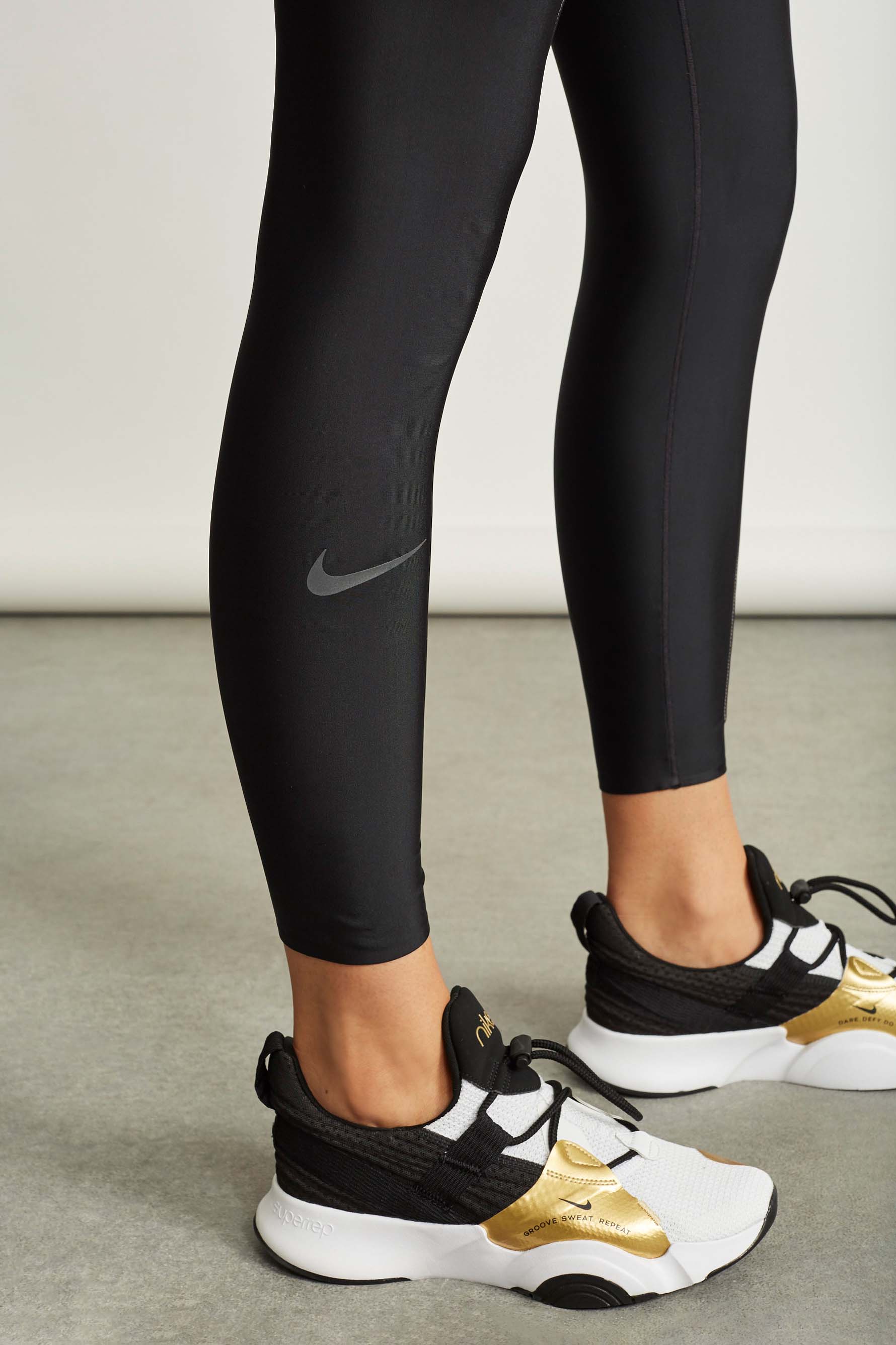 nike city ready tight