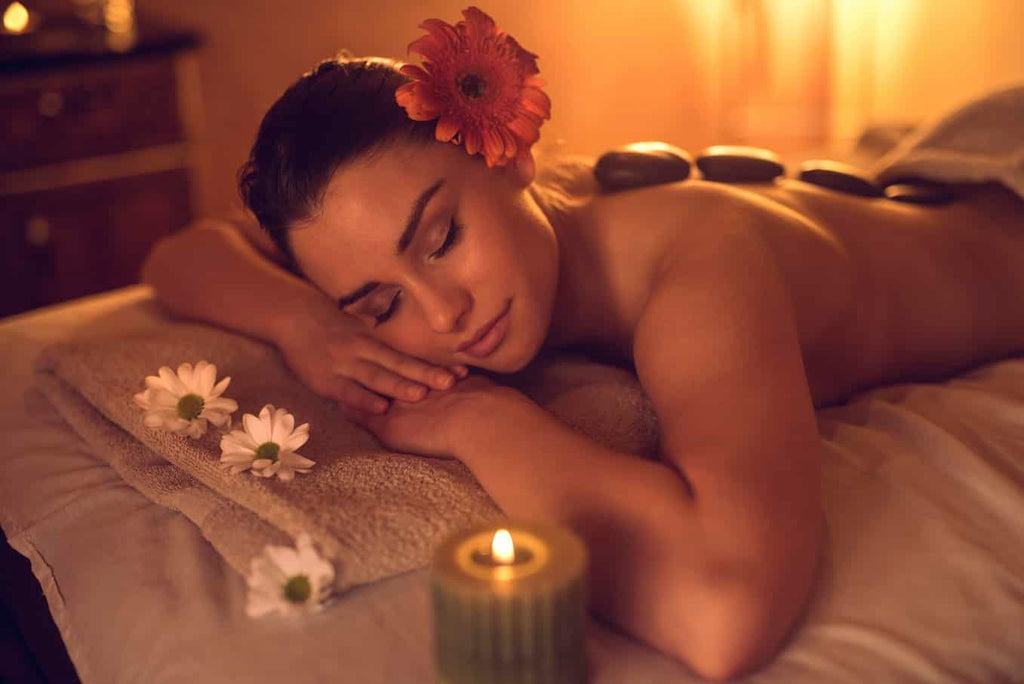 woman enjoying complimentary therapy aromatherapy massage