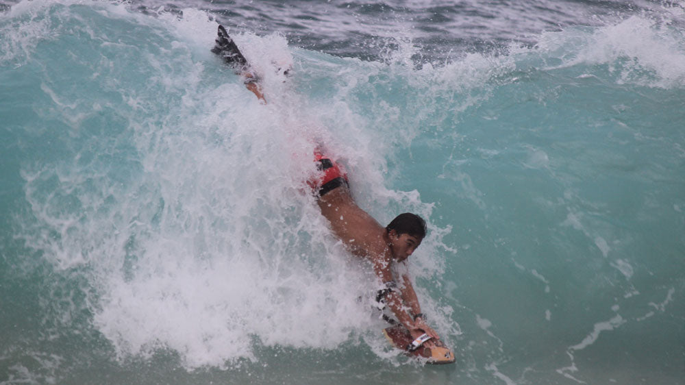 Bodysurf Sandys Beach Oahu