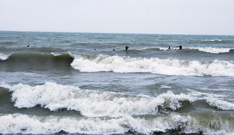 Surfed Lake Ontario Toronto in 12Foot Swell, 50 MPH