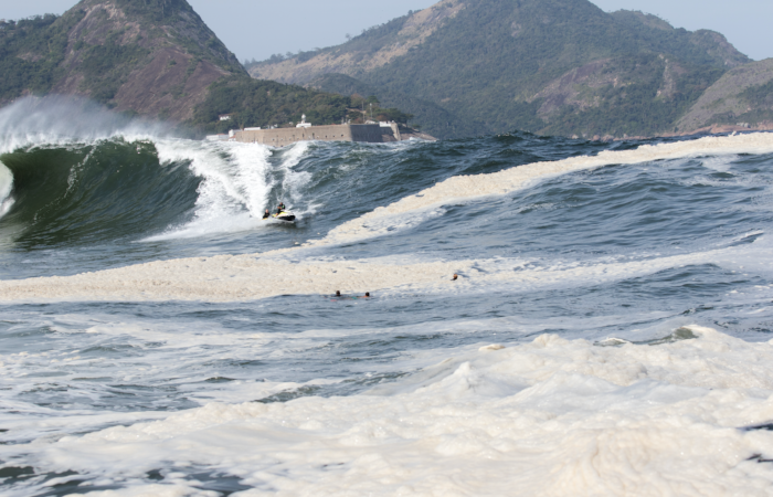 Brazil Tow In Bodysurfing