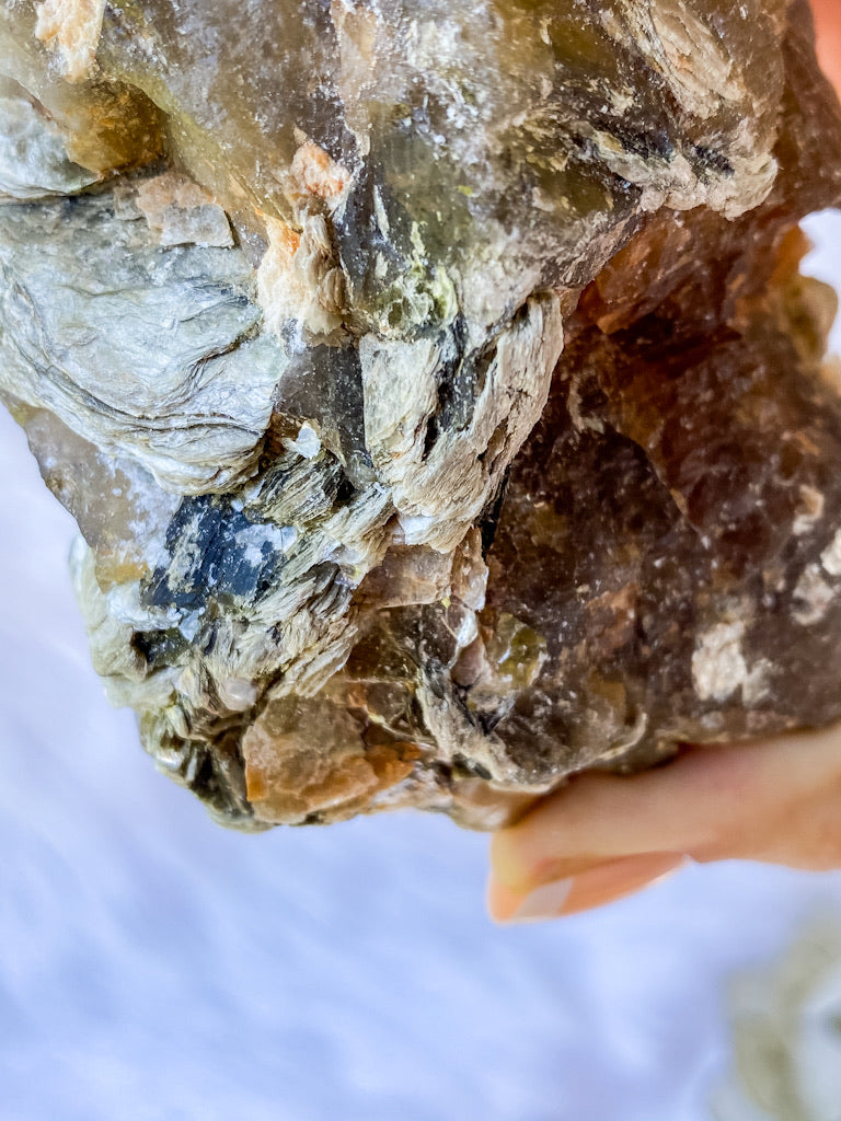 Citrine and Mica Natural 478g