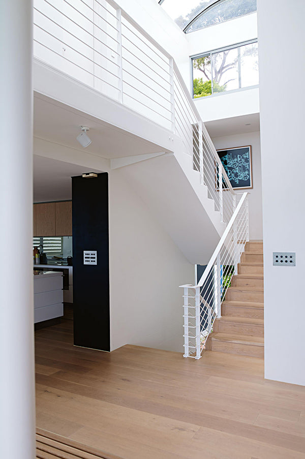 designer-beach-house-staircase