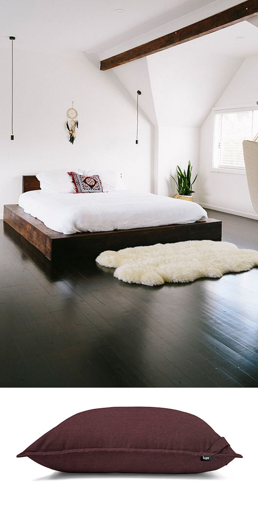 giant-floor-cushion-in-bedroom