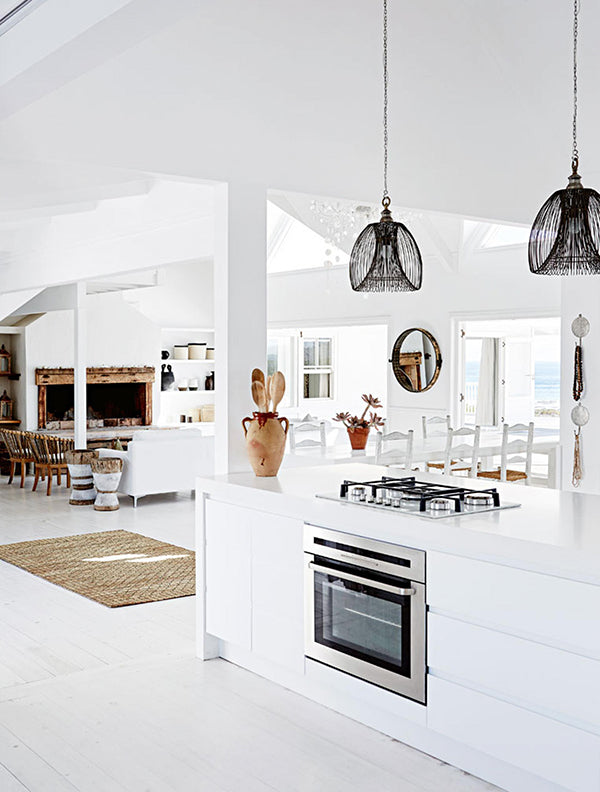 luxury-beach-house-kitchen