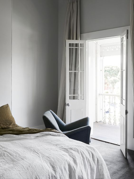modern-bedroom-beanbag-chair