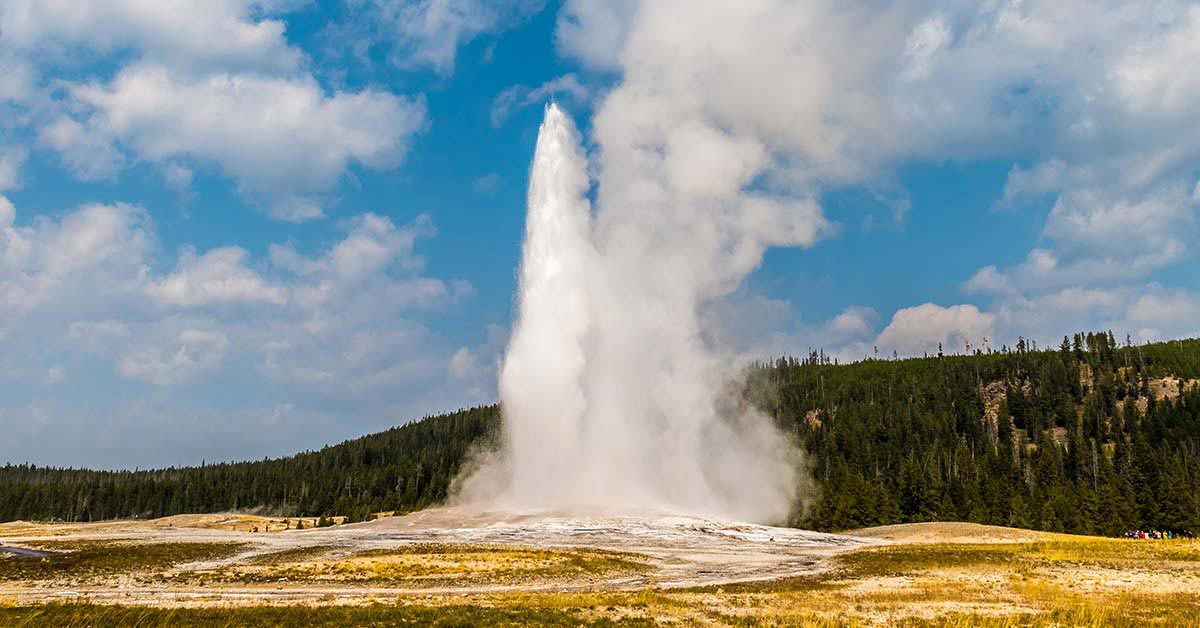 Old Faithful Geyser, Yellowstone National Park