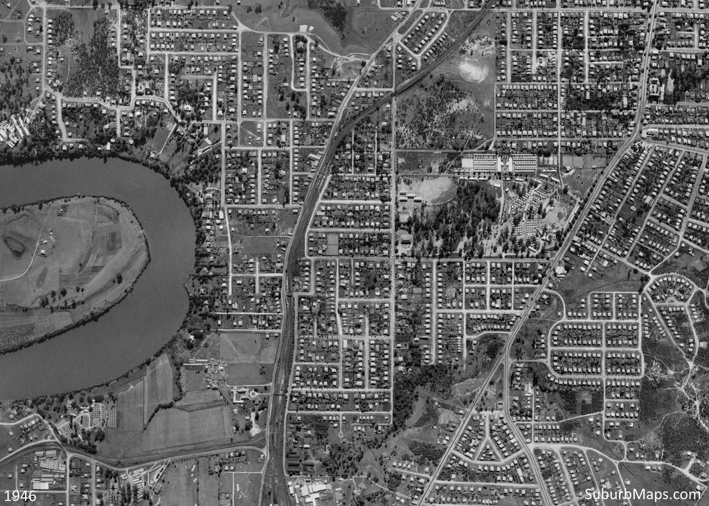 1946 Aerial Photo of Bulimba, Newstead, Bowen Hills, Albion, Hamilton, Teneriffe and Balmoral