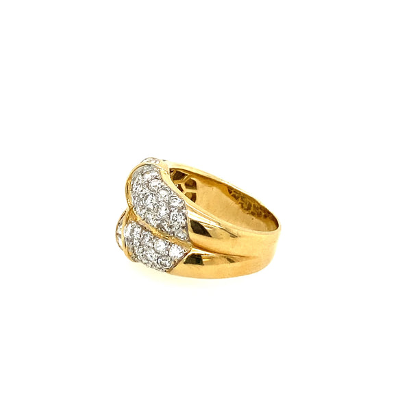 VINTAGE GOLD AND DIAMOND RING