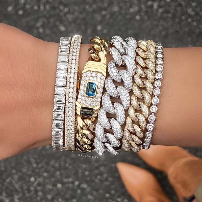 PAVE DIAMOND CUBAN LINK BRACELET