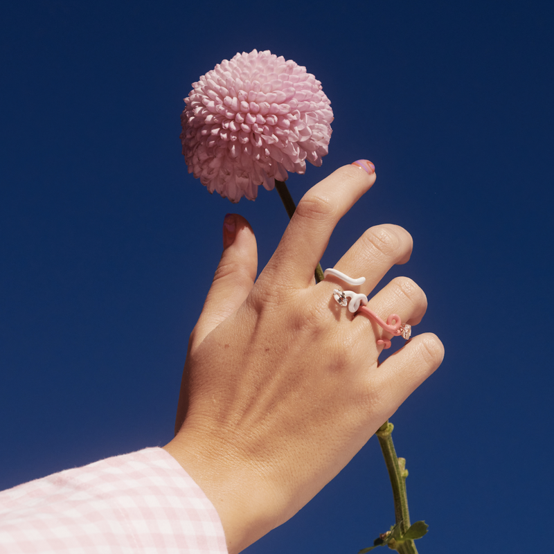 BABY VINE TENDRIL RING - LIGHT PINK